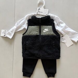 Nike Black and Olive 3-Piece Baby Set